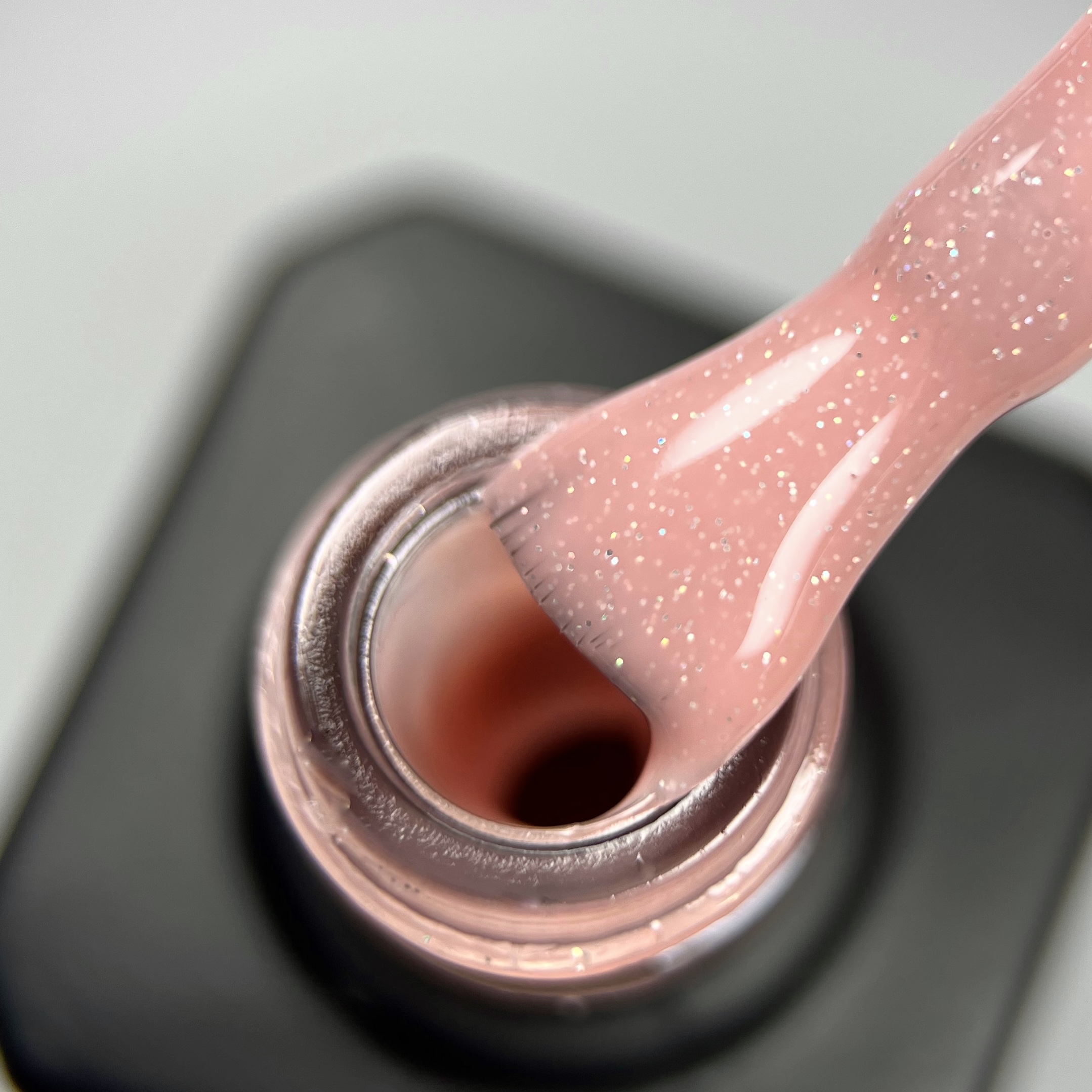 Камуфлююча каучукова база Rubber Base Nika Zemlyanikina Shine Beauty, 15мл