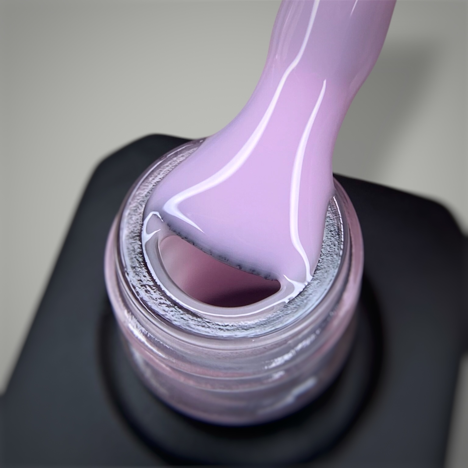 Камуфлююча каучукова база Rubber Base Nika Zemlyanikina Pink Milk, 15мл