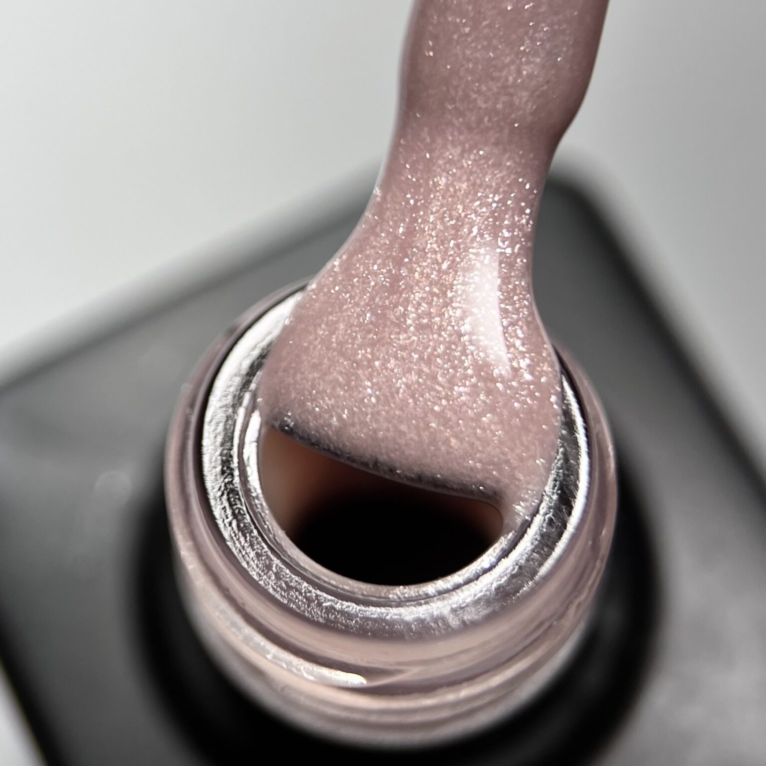 Камуфлююча каучукова база Rubber Base Nika Zemlyanikina Shine Frape, 15мл