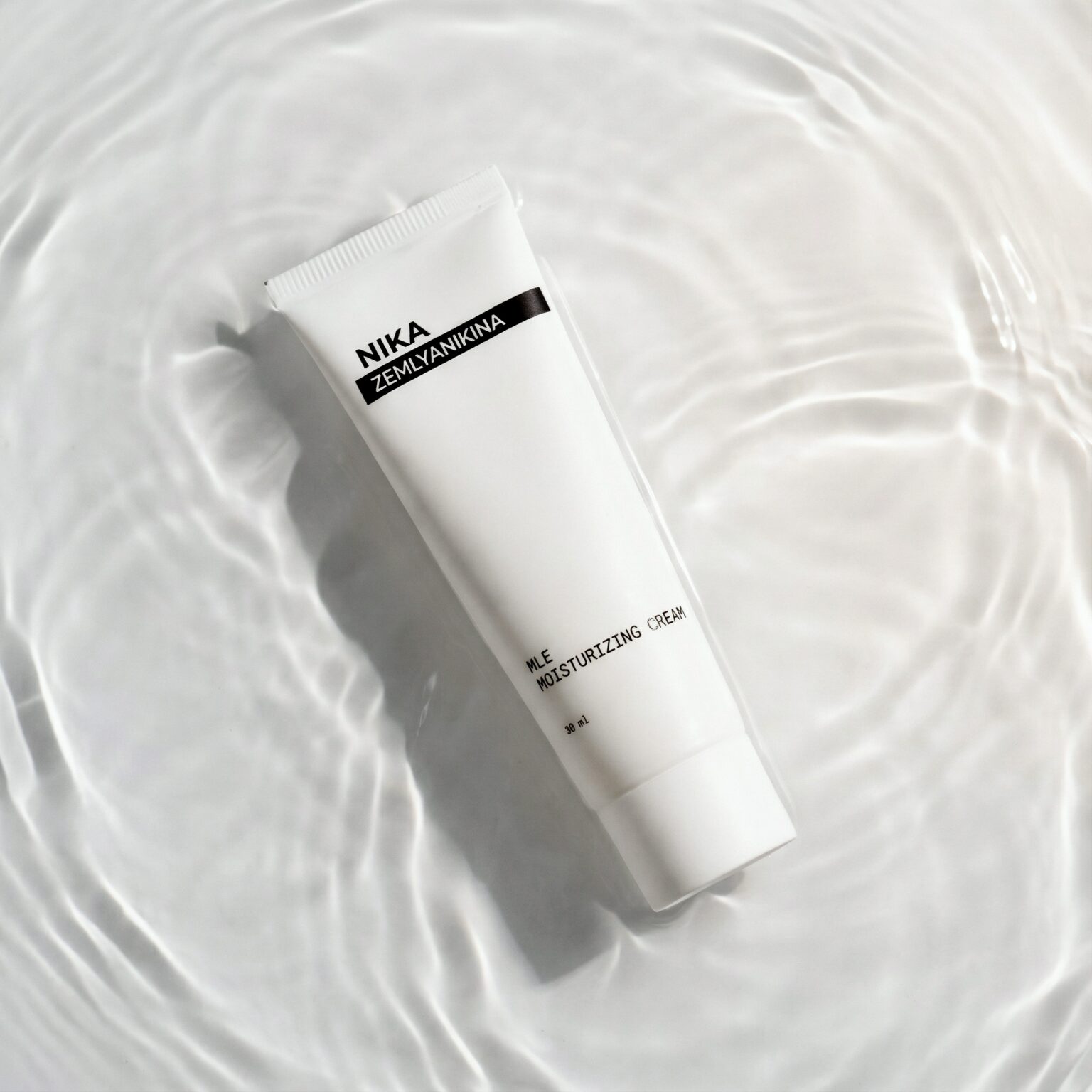 Зволожуючий крем для обличчя на основі мультиламелярної емульсії MLE Nika Zemlyanikina, 30 мл