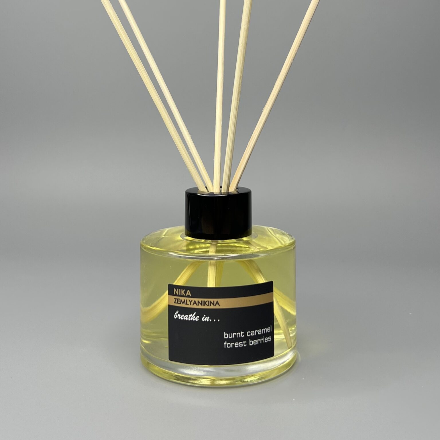 Аромадифузор Burnt caramel/Forest berries/Orange blossom Nika Zemlyanikina, 130 мл