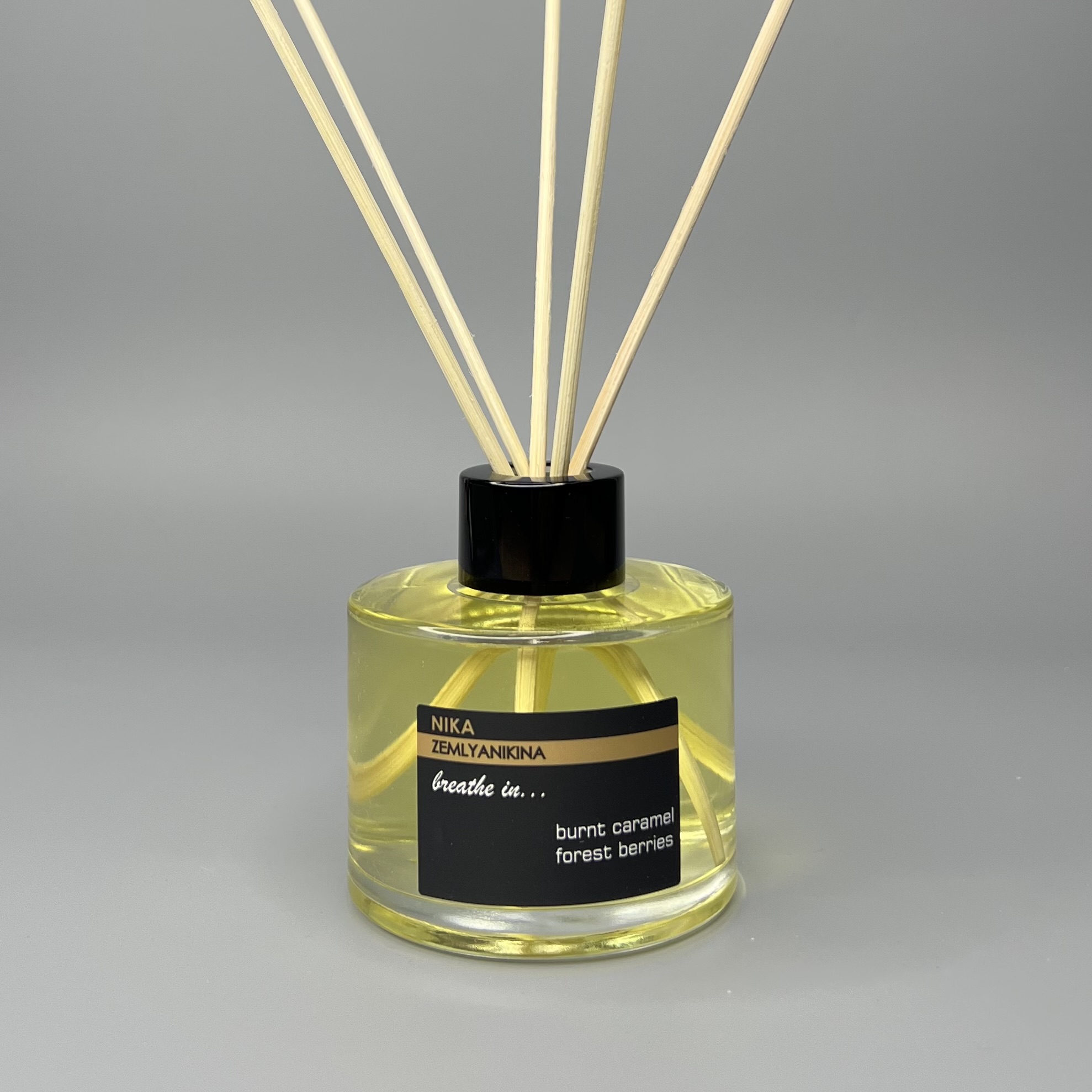 Аромадифузор Burnt caramel/Forest berries/Orange blossom Nika Zemlyanikina, 130 мл