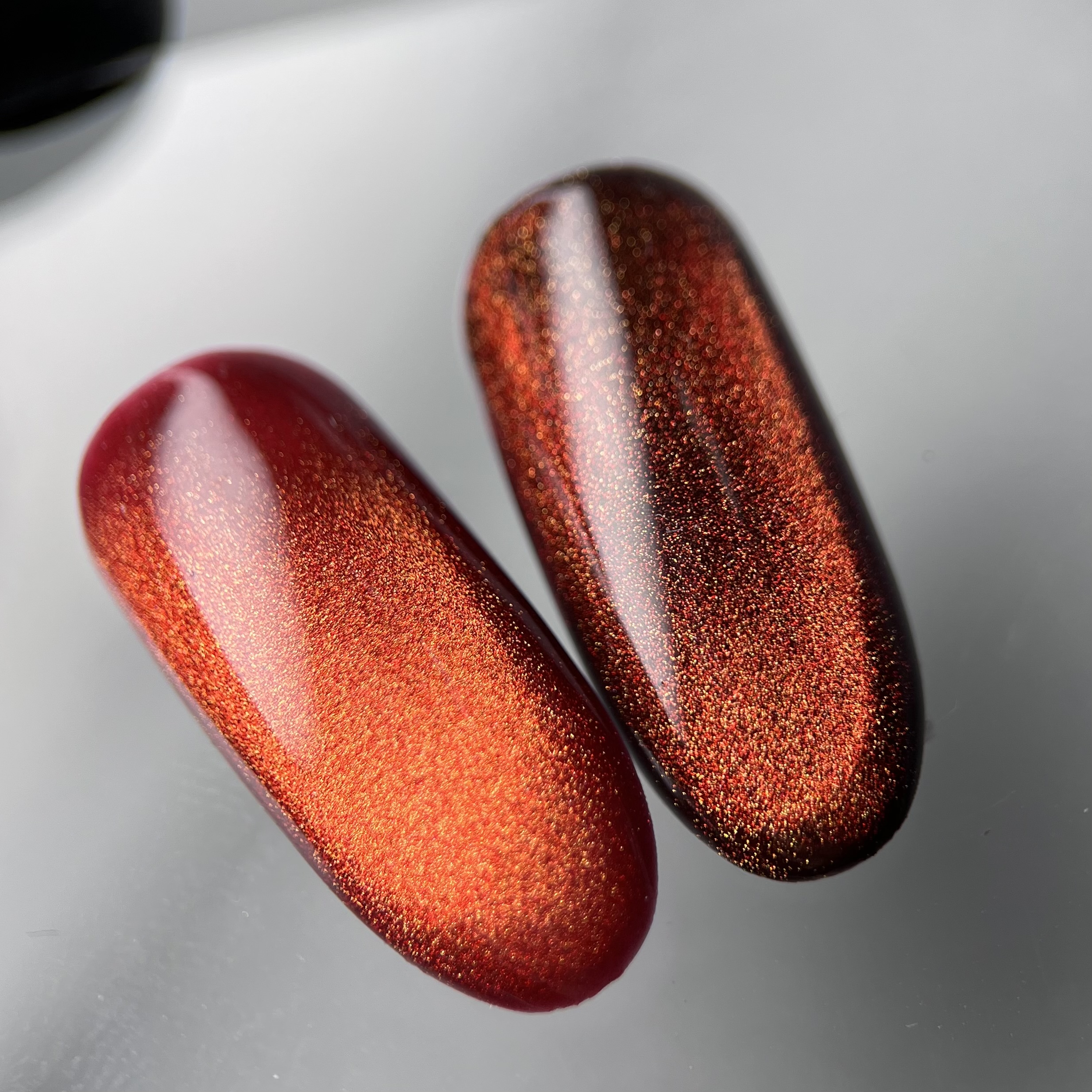 Гель-лак Cat eye 04 (Chervonyy apel`syn) Nika Zemlyanikina, 10 мл