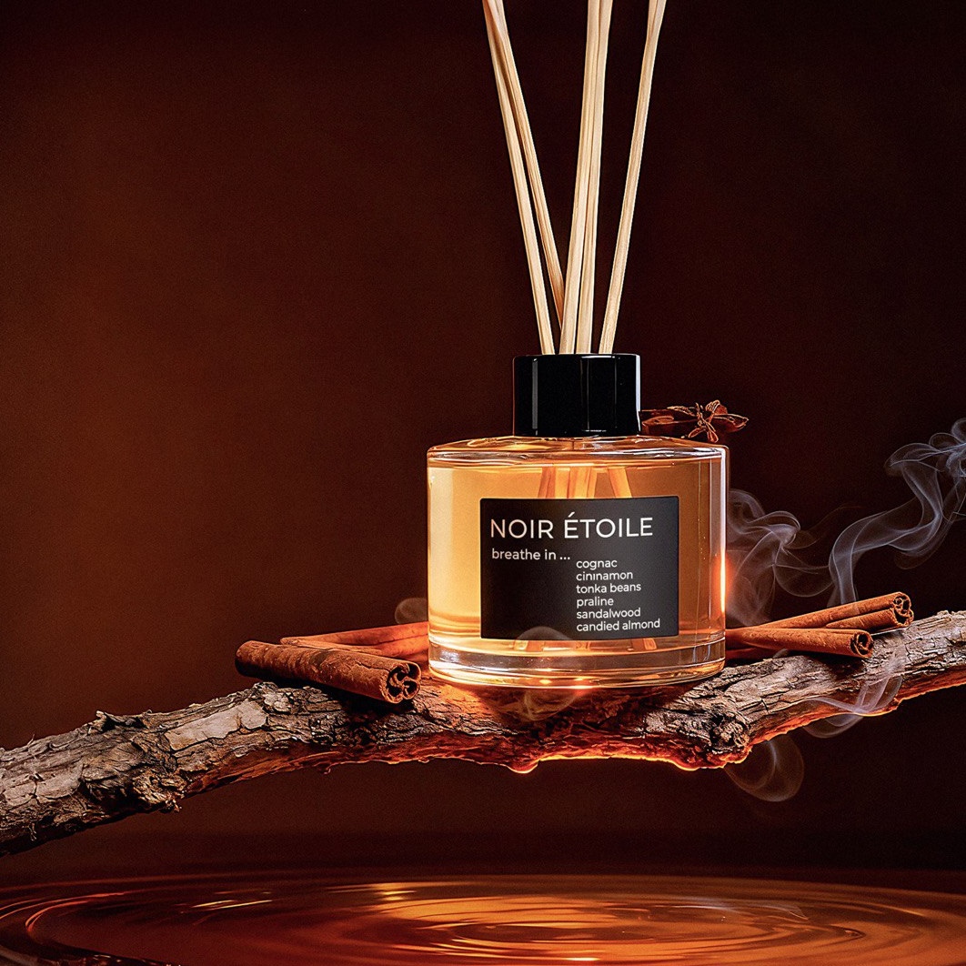 Аромадифузор Cognac/Cinnamon/Tonka beans/Praline/Sandalwood/Candied almond Noir Etoile, 130 мл
