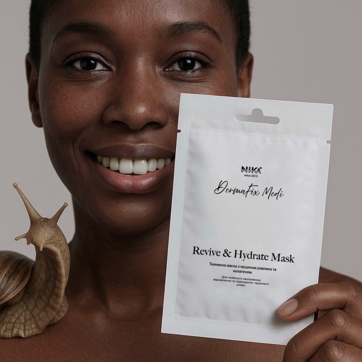 Тканинна маска з муцином равлика та колагеном DermaFix Medi, 1 шт
