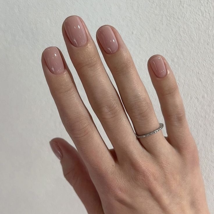 Текстовий гайд по самостійному манікюру